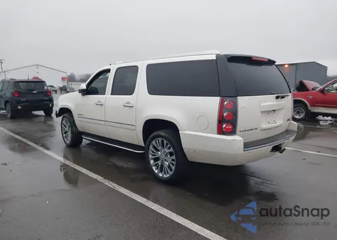 2013 GMC Yukon Xl 1500 Denali z USA, uszkodzony, nr VIN 1GKS2MEF7DR368916